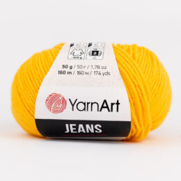 Włóczka Yarn Art Jeans 35 w kolorze słonecznym to kultowa propozycja największego tureckiego producenta. Jej skład to mieszanka bawełny z akrylem.