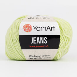 Włóczka Yarn Art Jeans 11 w kolorze pistacjowym to kultowa propozycja największego tureckiego producenta. Jej skład to mieszanka bawełny z akrylem.