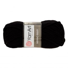 Yarn Art Merino Bulky 585 to super ciepła włóczka w kolorze czarnym idealna na szaliki, czapki, czy kapcie. Akryl z wełną, 100g/100m