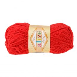 Alize Softy 56 czerwony mięciutka włochata włóczka idealna na maskotki, szale, poduchy i koce. Struktura trawki daje piękny fantazyjny efekt.