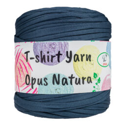  Sznurek T-shirt Yarn granat Opus Natura to koszulkowy sznurek z bawełny z recyklingu. Idealny do dziergania torebek, puf, itd.
