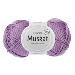 Drops Muskat 04 to cudna bawełniana merceryzowana włóczka w kolorze liliowym z pięknym połyskiem. Klasyka DROPS. 50g/ok. 100m.