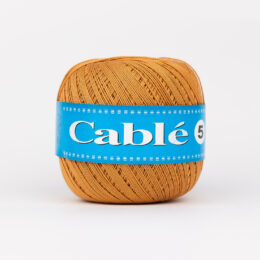 Kordonek Cablé 5 210 w kolorze karmelowym to 100% bawełna merceryzowana od polskiego producenta. Idealna na świąteczne ozdoby, 50g/330m