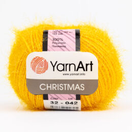 YarnArt Christmas 32 błyszcząca włóczka typu eyelash. Idealna na ozdoby świąteczne, ale przyda się wszędzie tam gdzie potrzebujesz błysku. 50g/142m